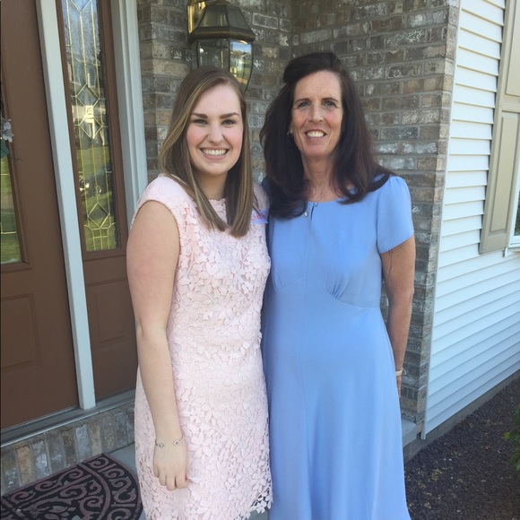 Meet your Posher, Kimberly - Picture 3 of 4